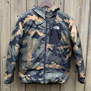 The North Face Reversible Nuptse Jacket Camo Green